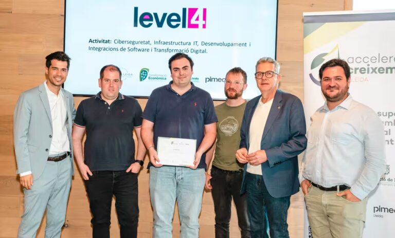 5a Accelera el Creixement - Entrega diploma a Level4